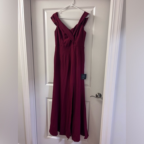NWT Lulu’s Song of Love Wine Red Off-the-Shoulder Maxi Dress. Size Large. - Picture 5 of 7